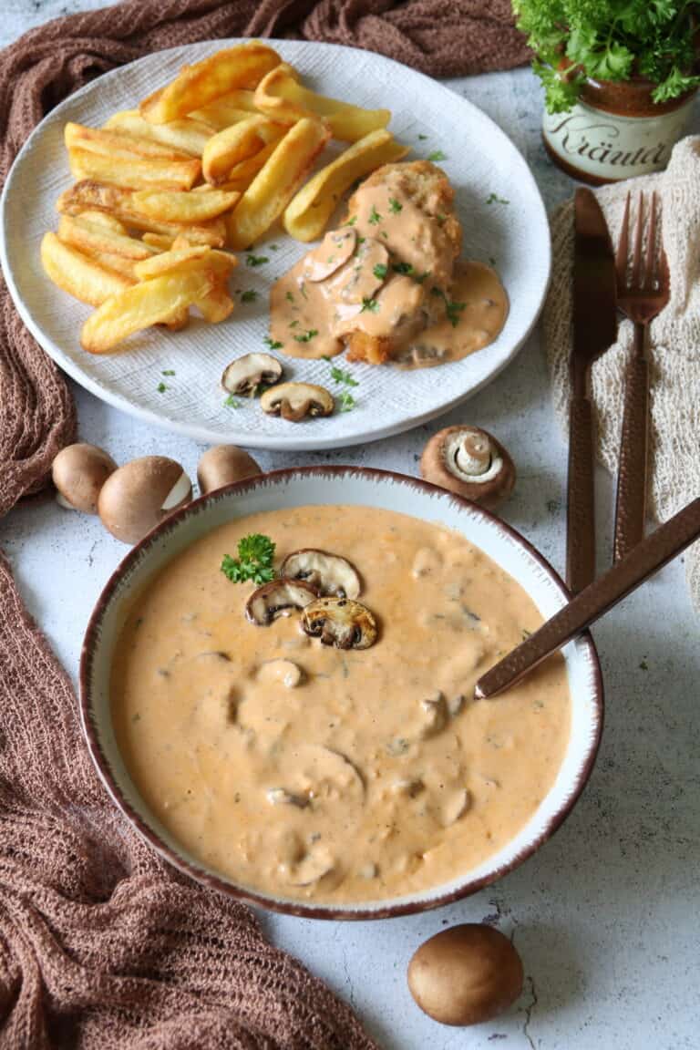 Champignon-Rahmsoße - Einfaches und schnelles Rezept - Thermokoch.de