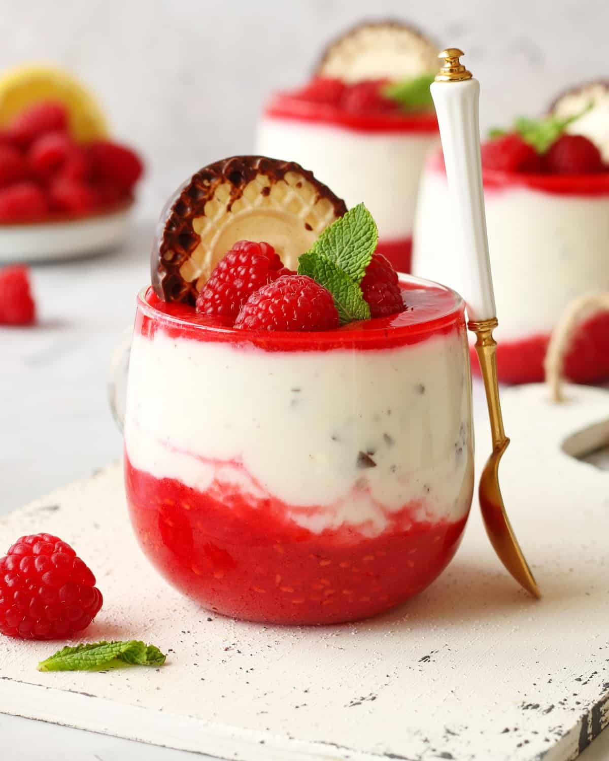 Dickmann's dessert with raspberries - quick & easy recipe with fresh ...