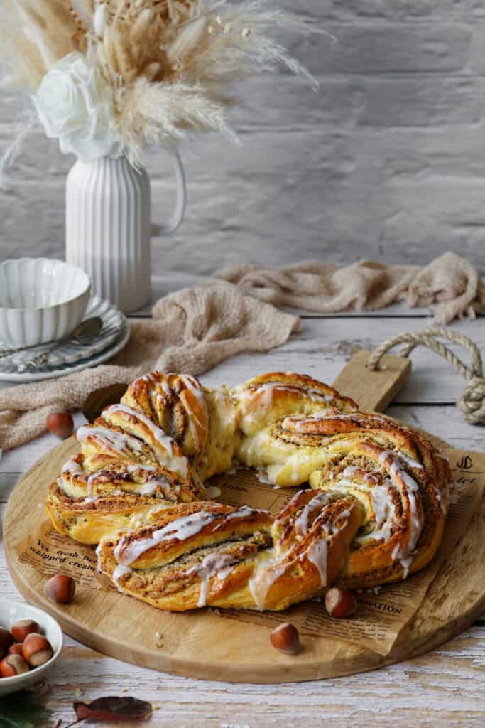 Nusskranz mit Marzipanfüllung - Thermokoch.de